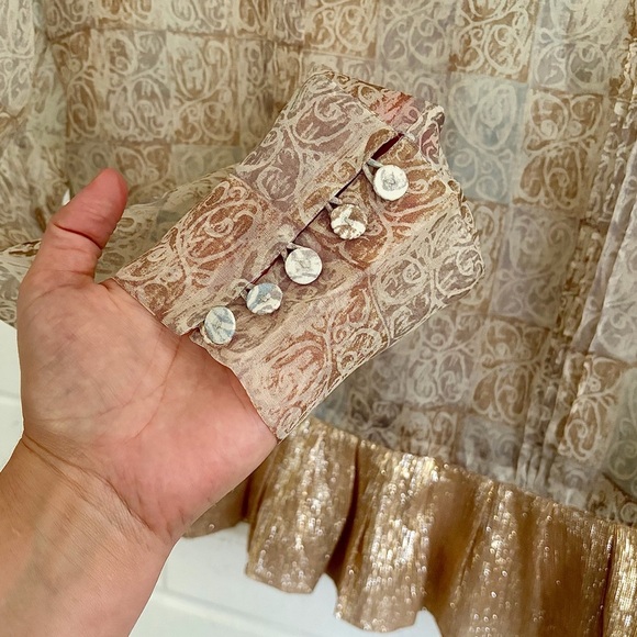 Vintage PORTS 1961 100% Silk Neutral Sheer Blouse w/ Metallics, SZ 8-10 EUC - Picture 2 of 9